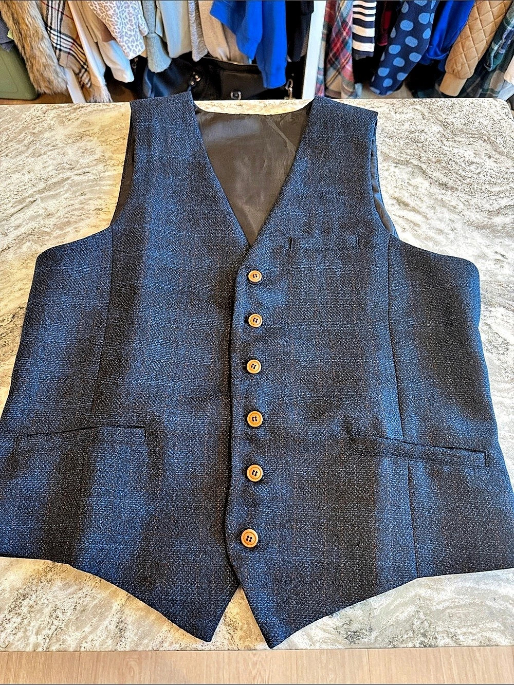 VOGBOOM Men's Vest in navy blue Like New